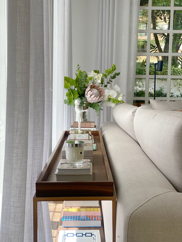 SOFA TABLE