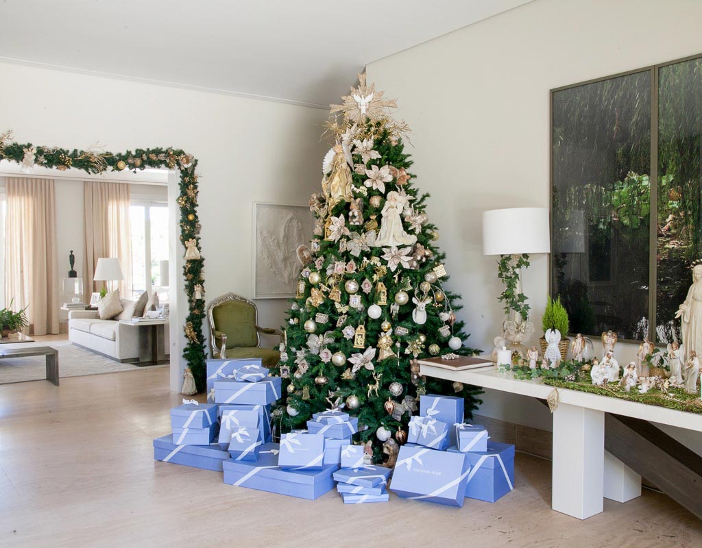 GIFT GUIDE