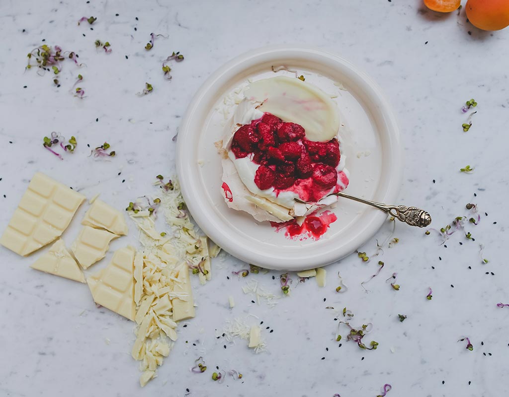 Pavlova by @musacooks