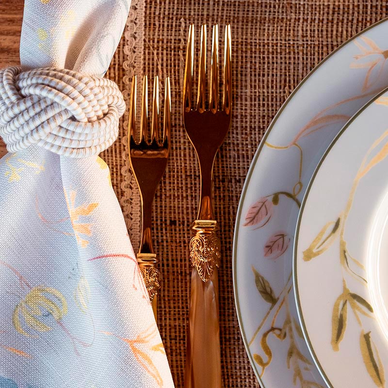 Styling by @brazlaura para inspirar as nossas composi��es