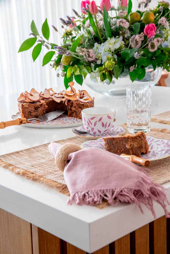 Bolo de Ma�� by Petite Fleur