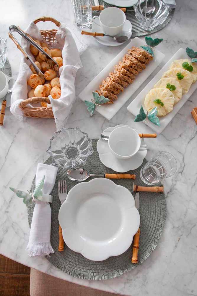 CAF� DA MANH�